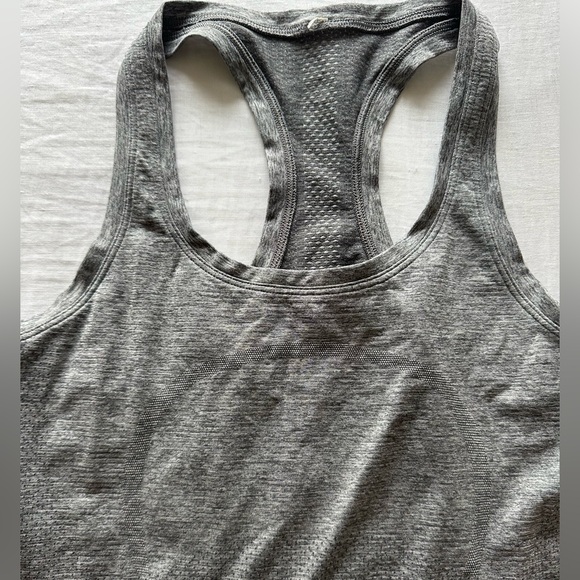 Swiftly tech Racerback Tank Top - Picture 2 of 2